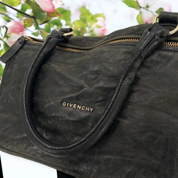 GIVENCHY Pandora Bag Distressed Leather Large - Picture 5 of 11